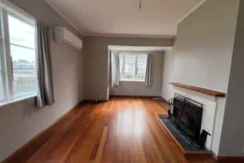 126 Rangiora Avenue, Roslyn