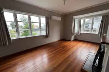 126 Rangiora Avenue, Roslyn