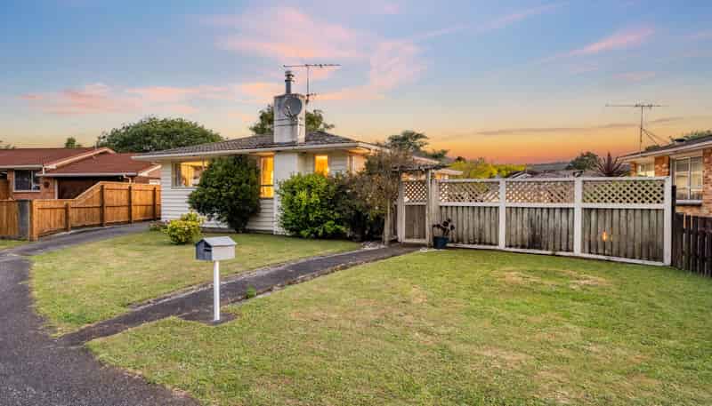 20 Haylock Grove, Totara Park