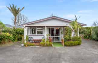 27 Beazley Crescent, Tikipunga