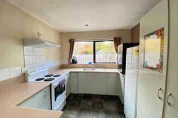 B/16 Watts Road, Fernhill