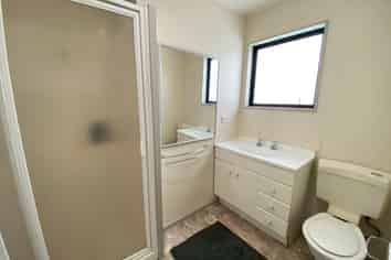 B/16 Watts Road, Fernhill