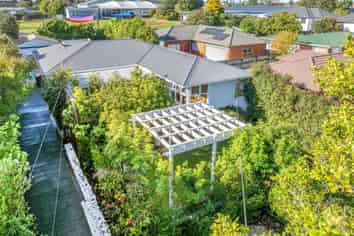 15 Kingdale Road, Henderson