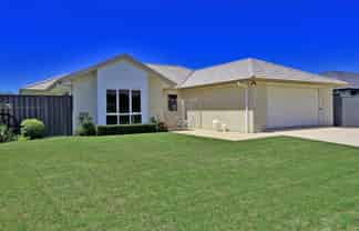 58 Orotu Drive , Poraiti