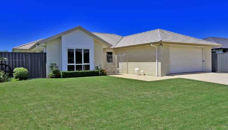 58 Orotu Drive , Poraiti
