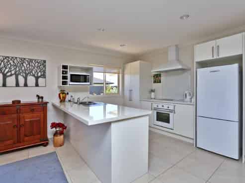 58 Orotu Drive , Poraiti