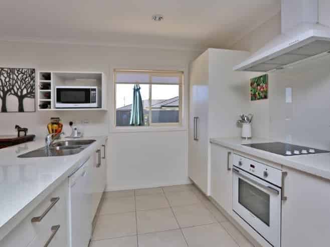 58 Orotu Drive , Poraiti