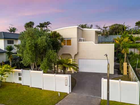 21 Donald Street, Stanmore Bay