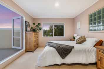 21 Donald Street, Stanmore Bay