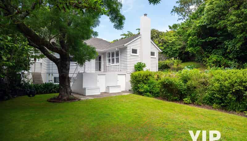 51 Tarawera Road, Johnsonville