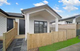 6 Rorotu Avenue, Karaka