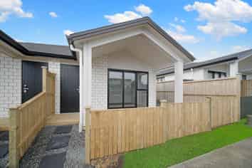 6 Rorotu Avenue, Karaka