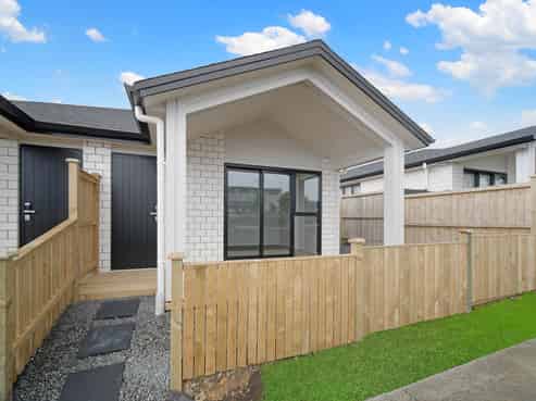 6 Rorotu Avenue, Karaka