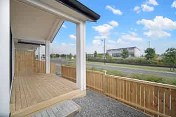 6 Rorotu Avenue, Karaka