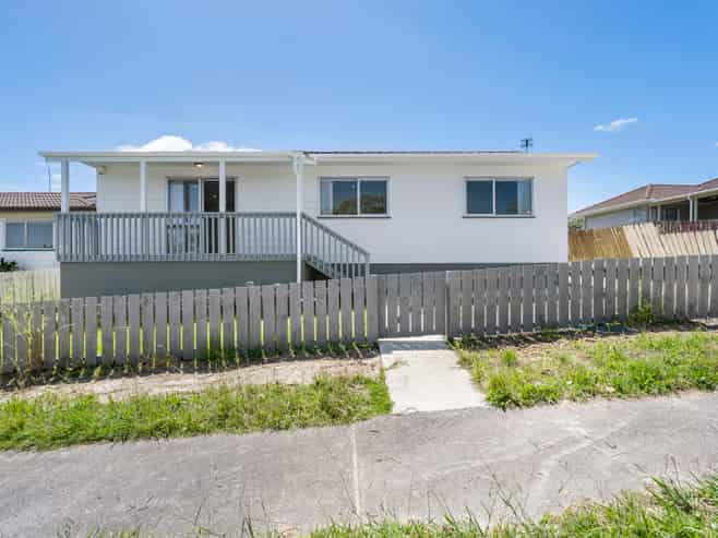 102 Finlayson Avenue, Clendon Park