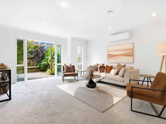 33 Mulroy Place, Pinehill