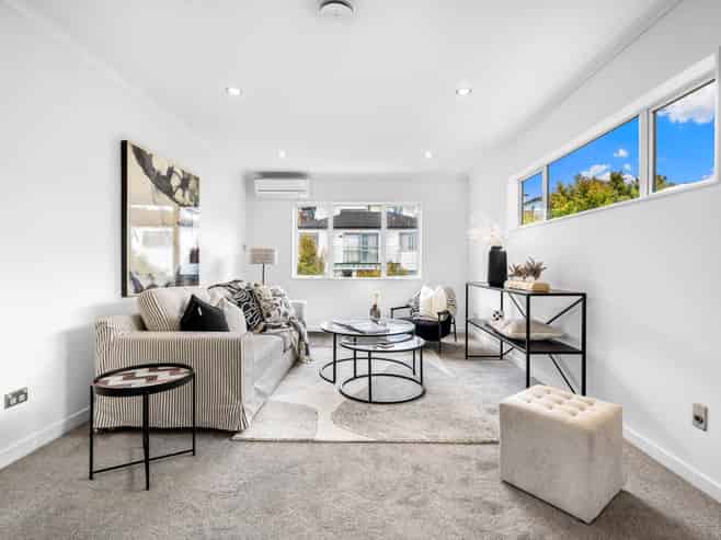 33 Mulroy Place, Pinehill