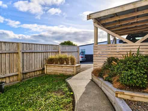 279 Dowse Drive, Maungaraki