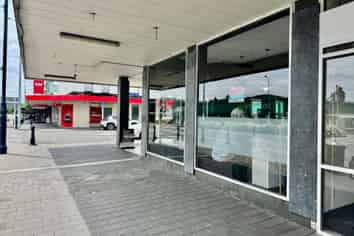 Prominent Commercial. For Sale or Lease.