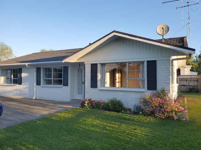 12B Flynn Road, Hillcrest