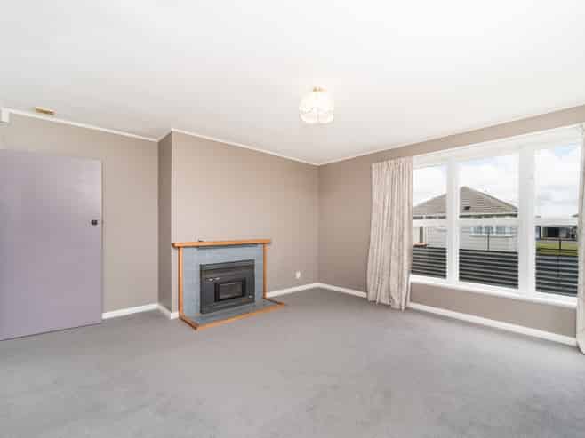 3 Montrose Place, Takaro