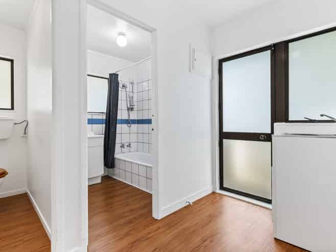 24 Karamu Street, Te Atatu Peninsula