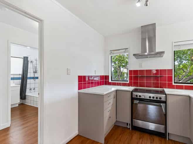 24 Karamu Street, Te Atatu Peninsula