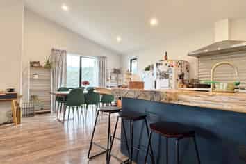 19 Totara Dr, Duvauchelle