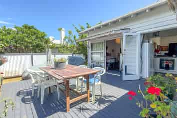 626 Thames Coast Road, Thames