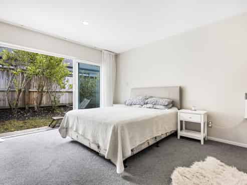 15 Somerset Place, Stanmore Bay