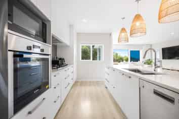 15 Somerset Place, Stanmore Bay