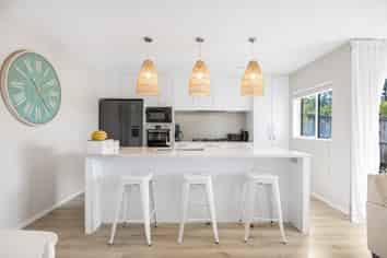 15 Somerset Place, Stanmore Bay