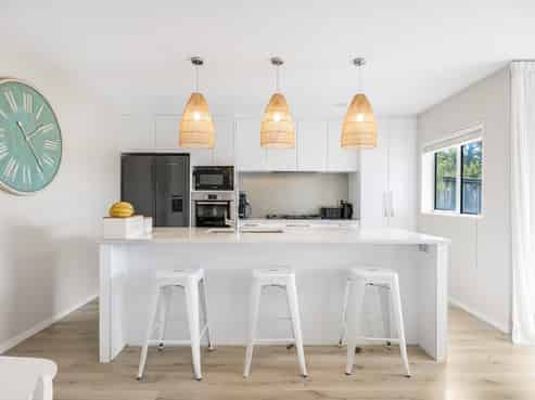 15 Somerset Place, Stanmore Bay