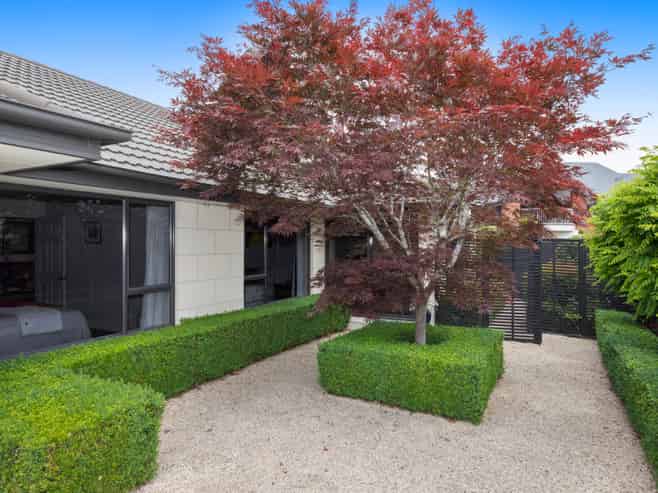 19 Regents Park Drive, Casebrook