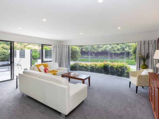 19 Regents Park Drive, Casebrook