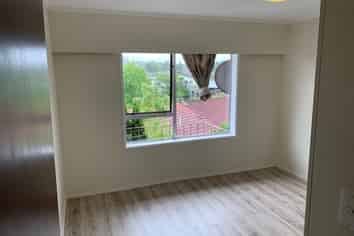 11a Lancelot Place, Glenfield