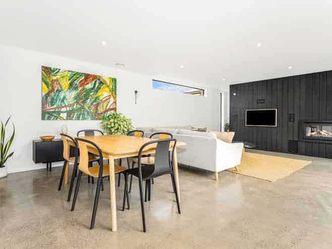 6 Francis Douglas Way, Boulcott