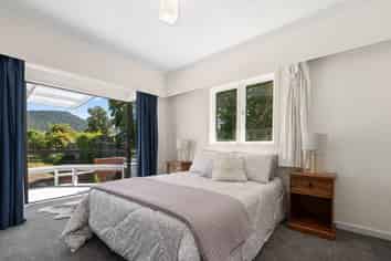 419B Sunset Road, Sunnybrook