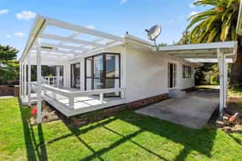 419B Sunset Road, Sunnybrook