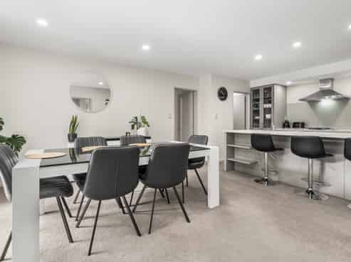 11 The Tors, Heathcote Valley