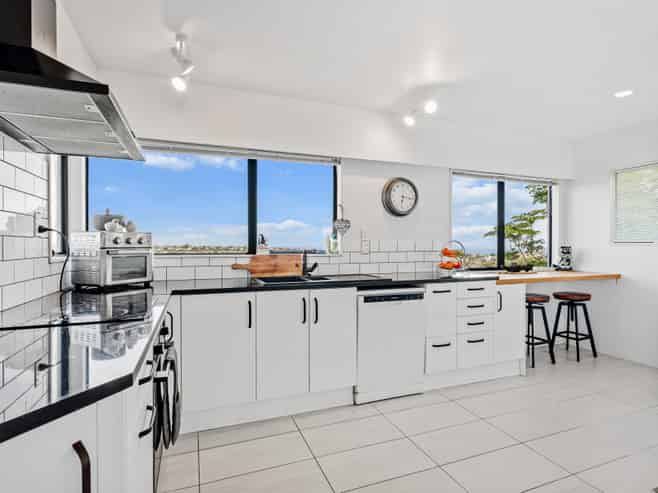 57 Stanmore Bay Road, Manly