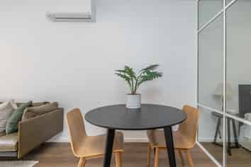 102/2a Oakley Avenue, Waterview