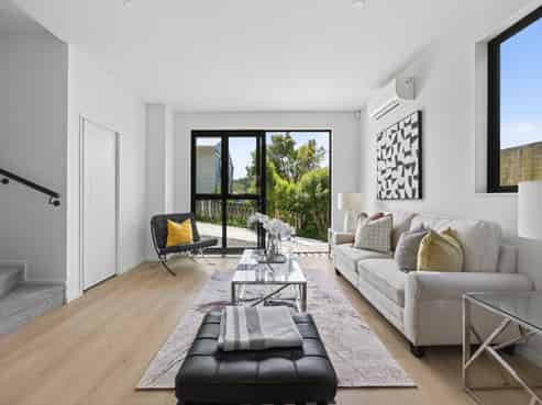 18 Woodglen Road, Glen Eden