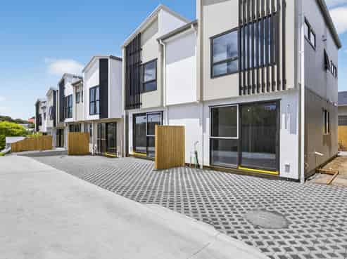 18 Woodglen Road, Glen Eden