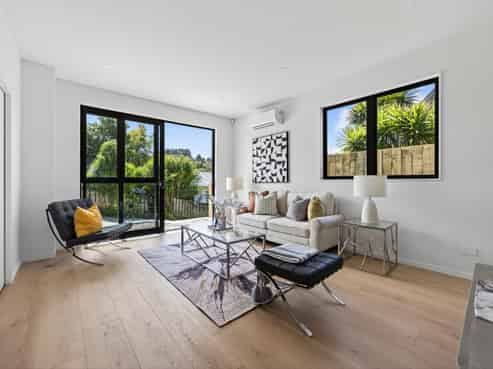 18 Woodglen Road, Glen Eden