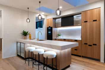 59 Main Road, Redcliffs