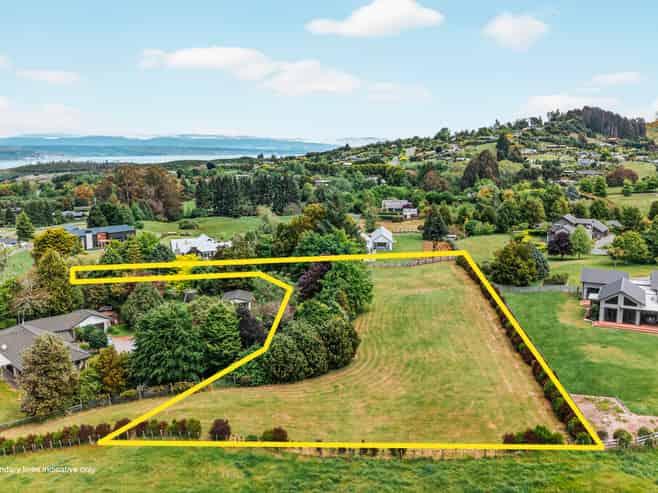 8 Lens Way, Acacia Bay