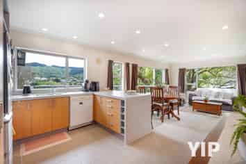 35 Tawa Terrace, Tawa