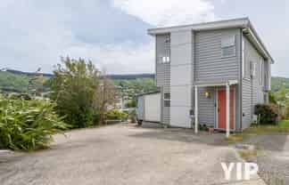 35 Tawa Terrace, Tawa