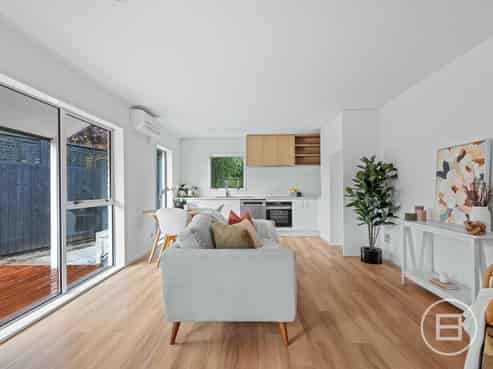 30B Hooker Avenue, BRYNDWR